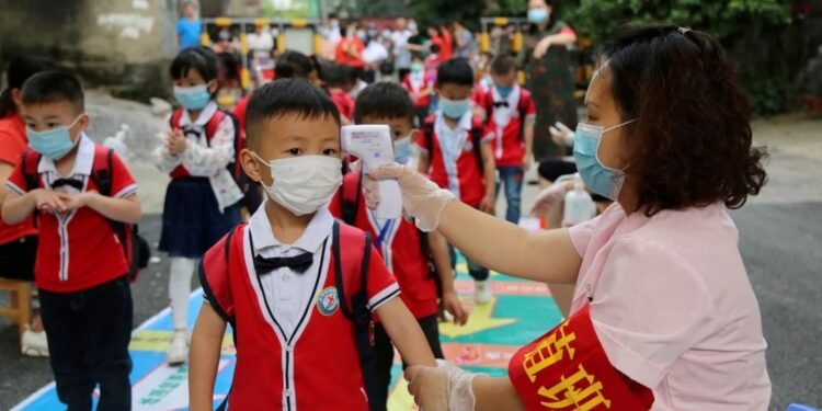 Preocupación La OMS alerta en China por el aumento de enfermedades respiratorias en niños