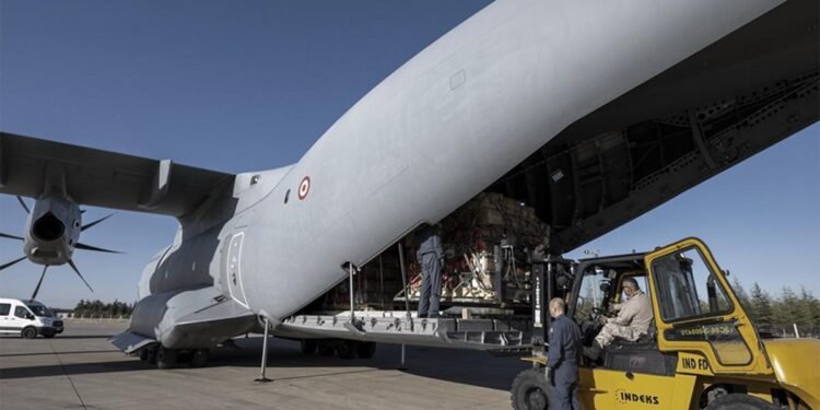 EEUU envía tres aviones militares a Egipto con ayuda para los palestinos de Gaza