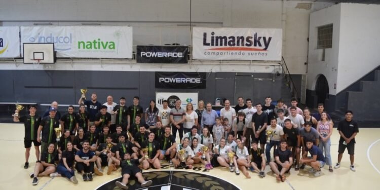 Más de 200 estudiantes participaron de la Liga Deportiva Universitaria de Rafaela