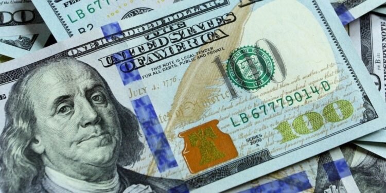 La síntesis del día Bancos internacionales advierten riesgos de devaluación fuerte e hiperinflación