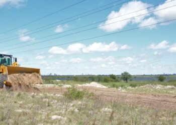 Iniciaron las obras de mantenimiento y reparación del sistema de defensas del Gran Santa Fe