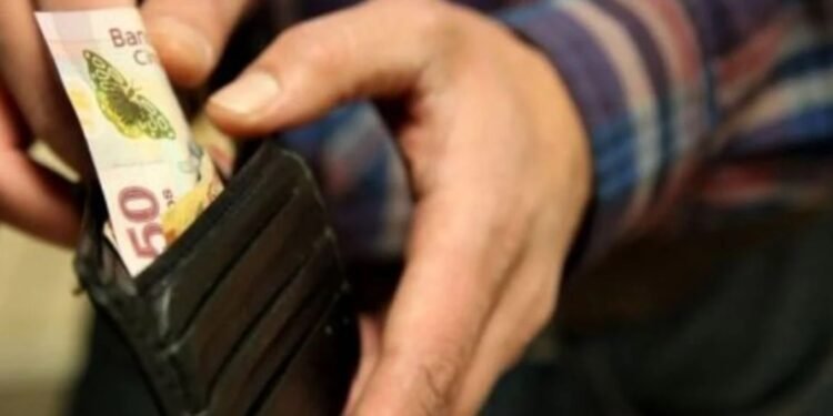 Los «formales» retrocedieron 17,1% desde 2016 Los sueldos pierden 2% y las jubilaciones 20% en 9 meses