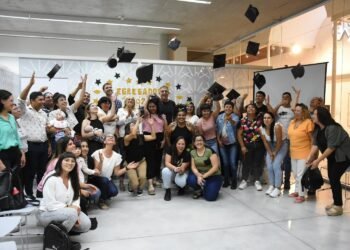Acto de colación de programas educativos municipales