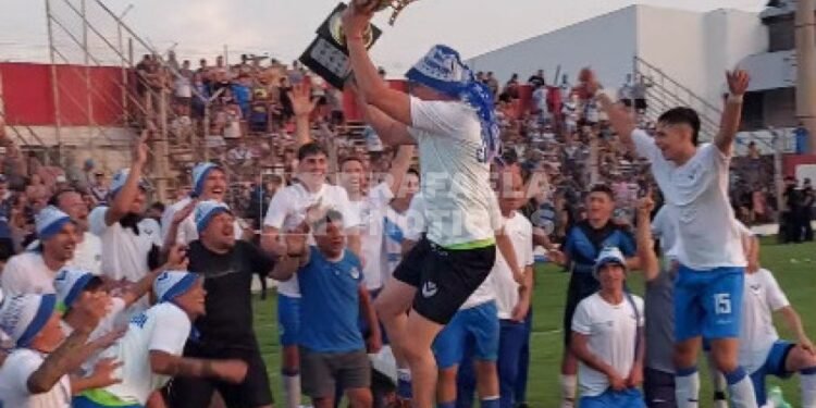 Peñarol volvió a golear a Sportivo y ganó la Supercopa departamental