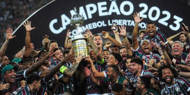 Se apagó el sueño de la séptima para Boca: Fluminense ganó por 2 a 1
