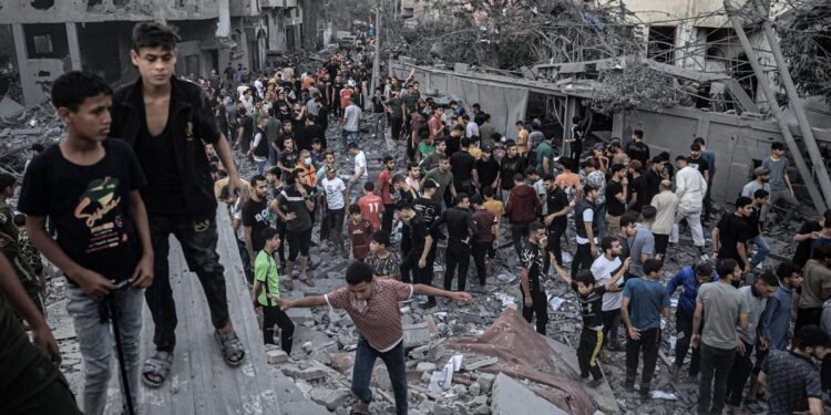 La ofensiva israelí en Gaza dejó ya más de 10.000 muertos y la ONU exige un alto el fuego