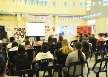 El programa “Mi primera licencia de conducir” llegó a la escuela Dopazo