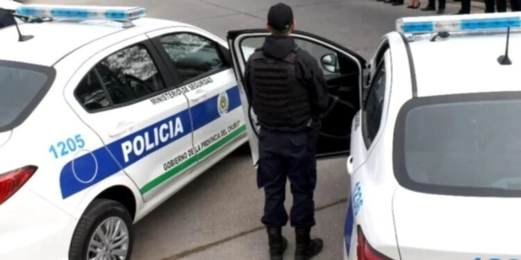 Investigan el crimen Chubut: hallaron muerto a un hombre atado de pies y manos en su vivienda