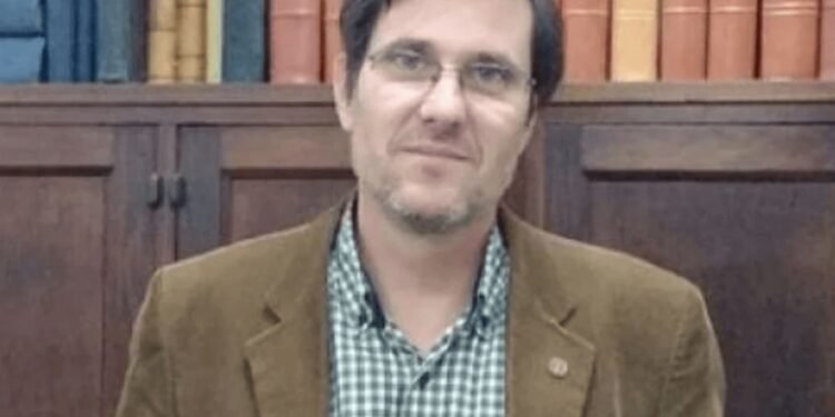 Perfil y propuestas del próximo Ministro de Educación en Santa Fe: cambios en la política educativa