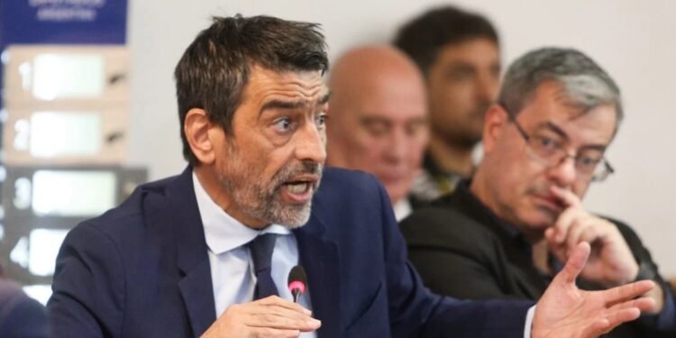 Escándalo por espionaje Pidieron el apartamiento de Tailhade de la comisión de Juicio Político