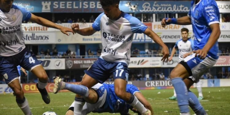 Atlético de Rafaela visita a Estudiantes de Río Cuarto con la obligación de ganar