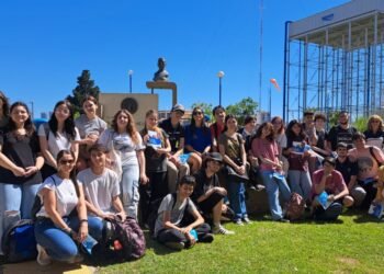 El programa “Aguas Educa” llegó a más de 50 mil personas durante este año