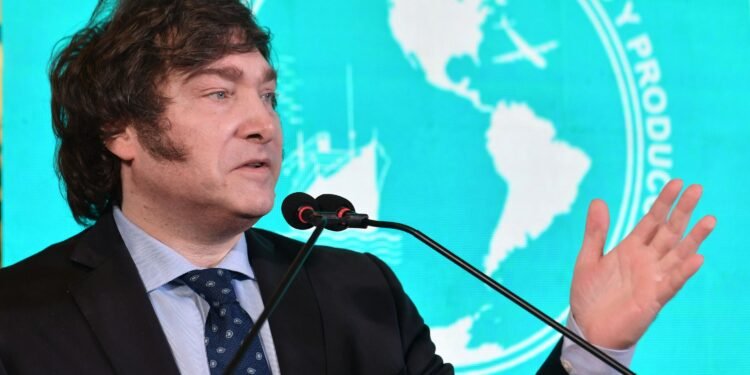 Milei es el nuevo presidente electo: Massa reconoció el resultado y lo felicitó