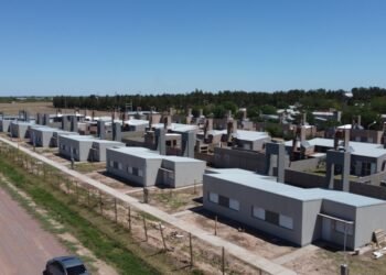 La Provincia sorteó 45 viviendas para familias de Tostado