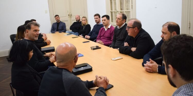 Municipales rafaelinos y de la región cerraron acuerdo salarial hasta diciembre