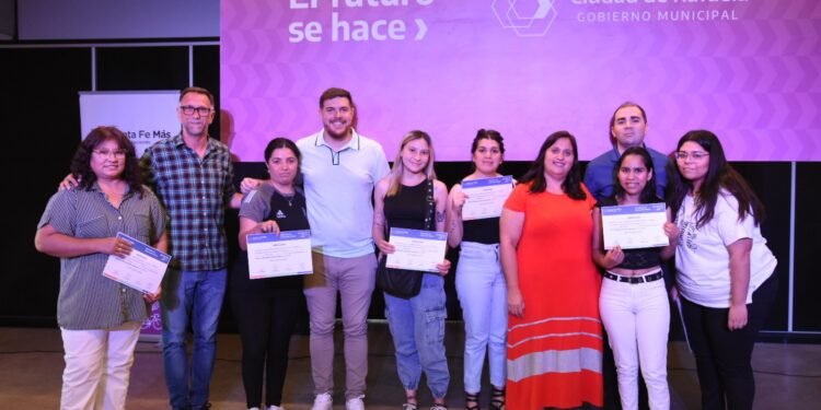 Santa Fe Más, aprender haciendo cerró el año con un gran encuentro