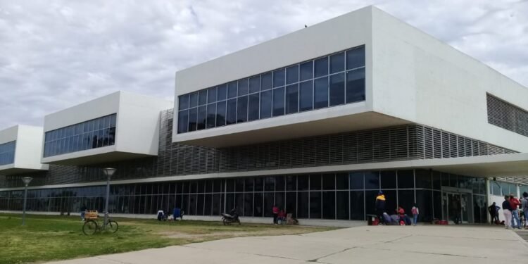 Investigan una maniobra con fondos del Hospital Iturraspe: hay 13 implicados