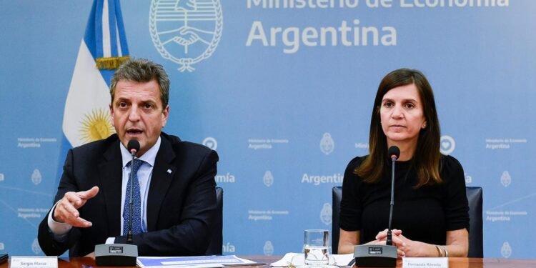 Amplían los créditos para jubilados hasta $600 mil y para trabajadores hasta $1 millón