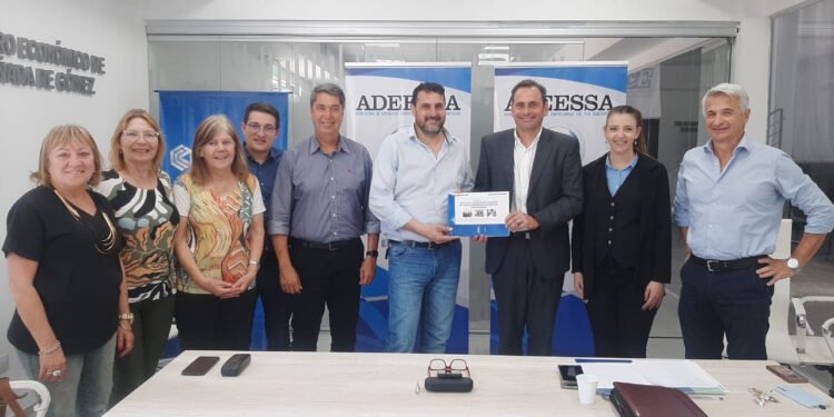 La provincia analizó políticas comerciales y de defensa del consumidor junto al sector comercial