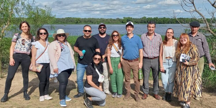 La provincia recibió a una comitiva uruguaya para intercambios técnicos sobre gestión patrimonial, cultural y económica