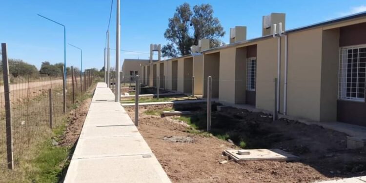 Sortearon 22 viviendas para familias en San Cristóbal