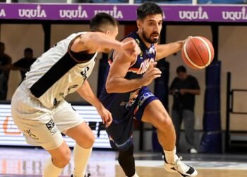 Quimsa, ante su gente, venció a San Martín de Corrientes en un duelo parejo