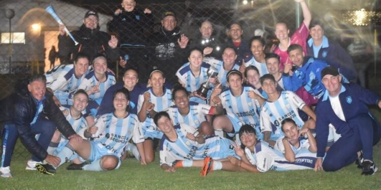Las chicas de Atlético nuevamente campeonas