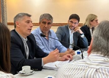 Olivares descartó un bono de fin de año para estatales