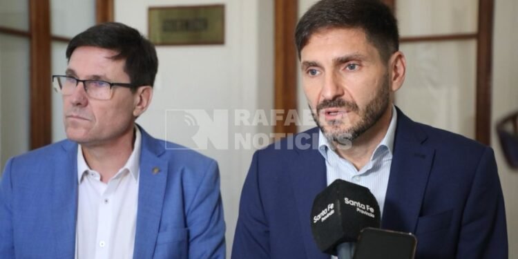 Ya está en vigencia: Pullaro firmó el decreto y se corta la «no repitencia» en las escuelas