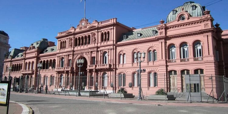 Designan al titular de la Oficina Anticorrupción y a funcionarios de Jefatura de Gabinete