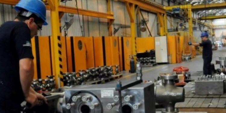 La industria cayó 1,2% interanual