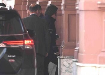 Milei encabeza una reunión de Gabinete en Casa Rosada