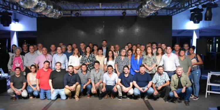 El Socialismo reunión a su foro de autoridades locales: apoyo a Pullaro y rechazo al DNU
