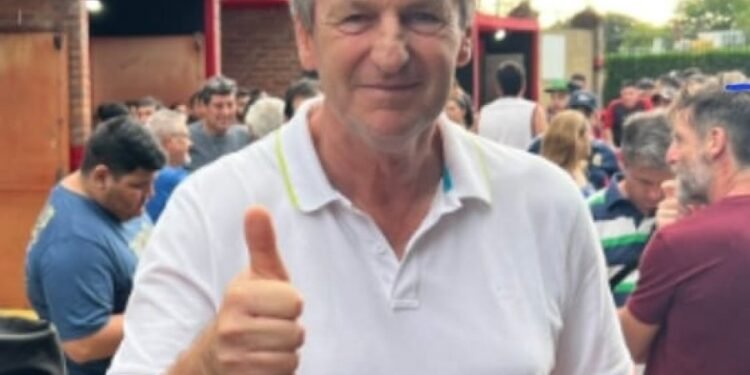 Un exfutbolista que pasó por el «9» será el presidente de Colón de Santa Fe
