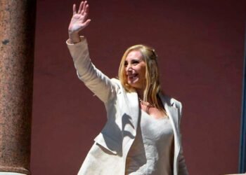 Modificaron el decreto de Macri que impedía designar familiares en el sector público