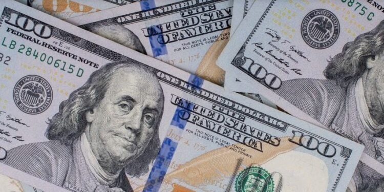 A cuánto opera el dólar en el último día hábil del año: la información, minuto a minuto