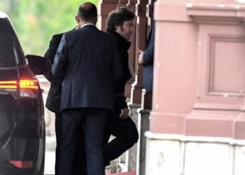 Milei encabeza la quinta reunión consecutiva del Gabinete nacional