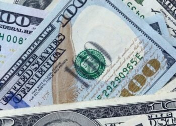 A cuánto abre el dólar a la espera de las medidas económicas: la información, minuto a minuto