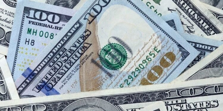 A cuánto abre el dólar a la espera de las medidas económicas: la información, minuto a minuto