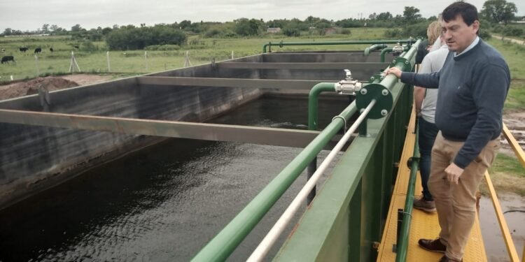 Avanzan obras de cloacas en cuatro localidades del departamento Castellanos