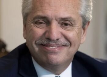 Boletín Oficial Aceptaron renuncias en cinco ministerios y otros entes nacionales