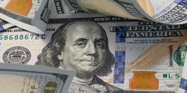 A cuánto se vende el dólar este martes 26 de diciembre: la información, minuto a minuto