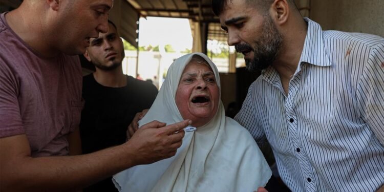 Hamas afirmó que el Ejército israelí asaltó un hospital en Gaza