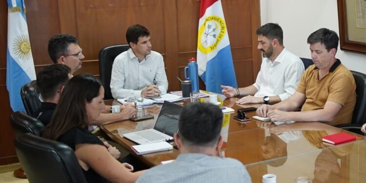 Leo Viotti recibió al Ministro de Ambiente y Cambio Climático, Enrique Estévez