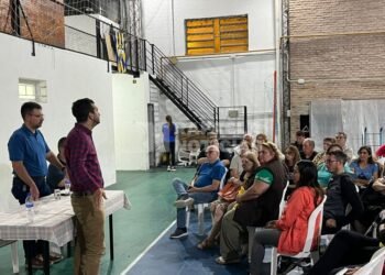 El turno de Bo. Central Córdoba: Saliba y Bottero escucharon los enérgicos reclamos de los vecinos