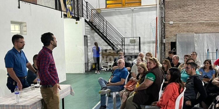 El turno de Bo. Central Córdoba: Saliba y Bottero escucharon los enérgicos reclamos de los vecinos