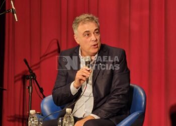 Luis Castellano, frente a su gente, realizó el balance de gestión como Intendente de Rafaela