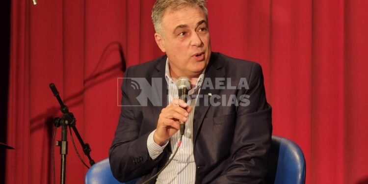 Luis Castellano, frente a su gente, realizó el balance de gestión como Intendente de Rafaela