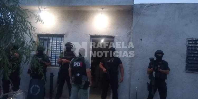 Narcotráfico: con marihuana y cocaína, detuvieron a un joven en un allanamiento