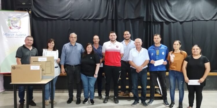 El senador Calvo se reunió con instituciones de María Juana